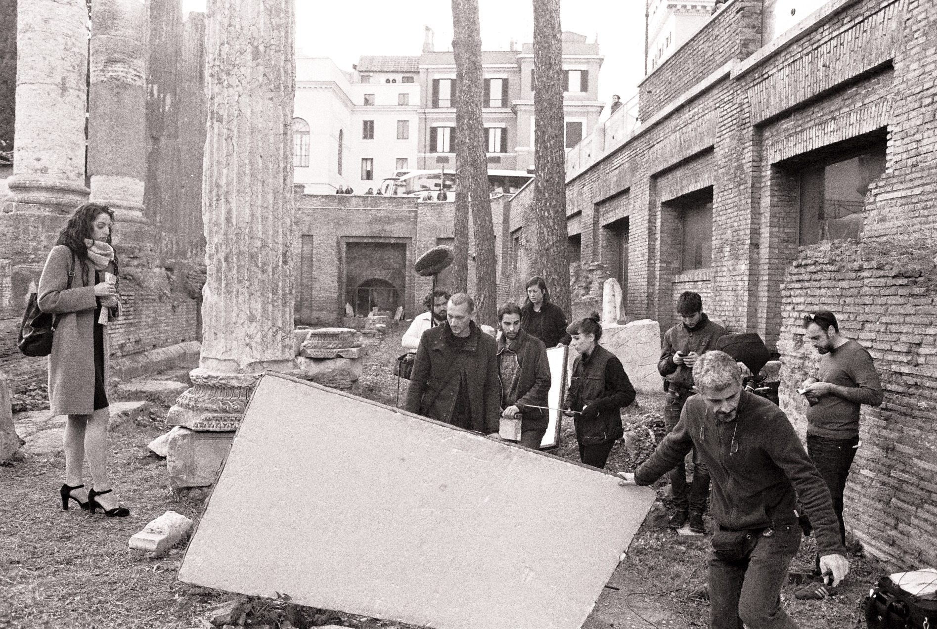 PROSERPINA behind the process image: SET Largo Argentina.